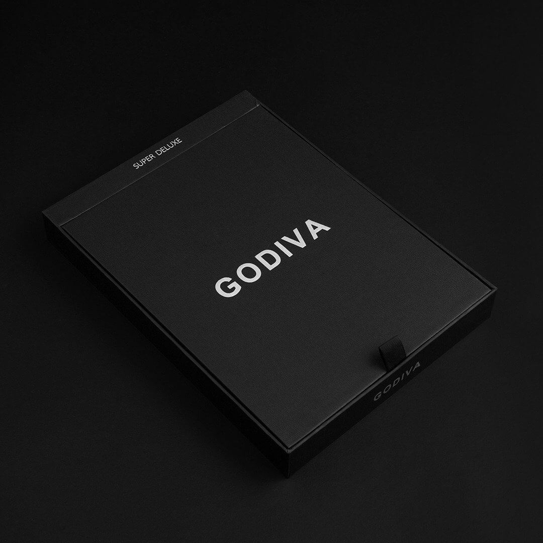 شماغ جوديفيا 2 GODIVA 2023 انجليزي